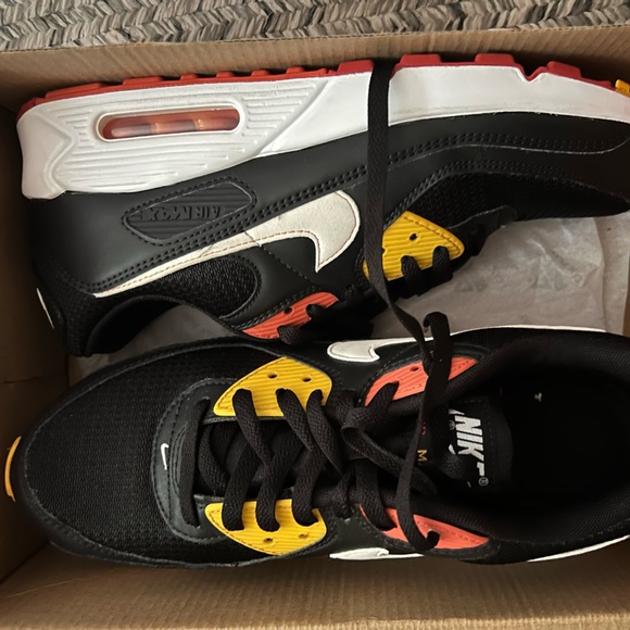 Raymar / Raygun - Size 10 Nike Air Max! - Picture 2 of 3